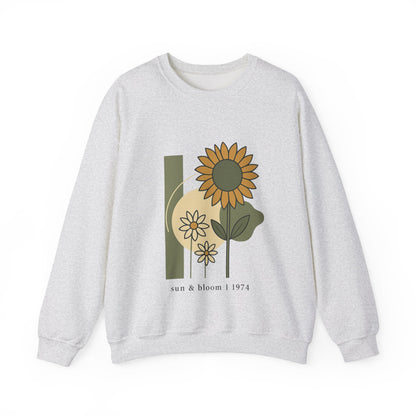Sun & Bloom Crewneck Sweatshirt — Vintage Sunflower Graphic Gildan 18000