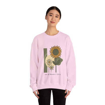 Sun & Bloom Crewneck Sweatshirt — Vintage Sunflower Graphic Gildan 18000